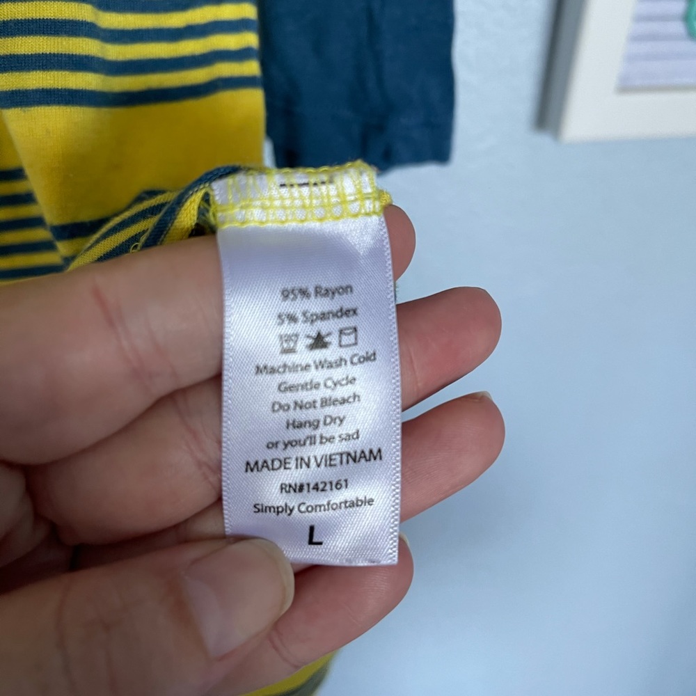 LuLaRoe L Randy - Picture 3 of 3